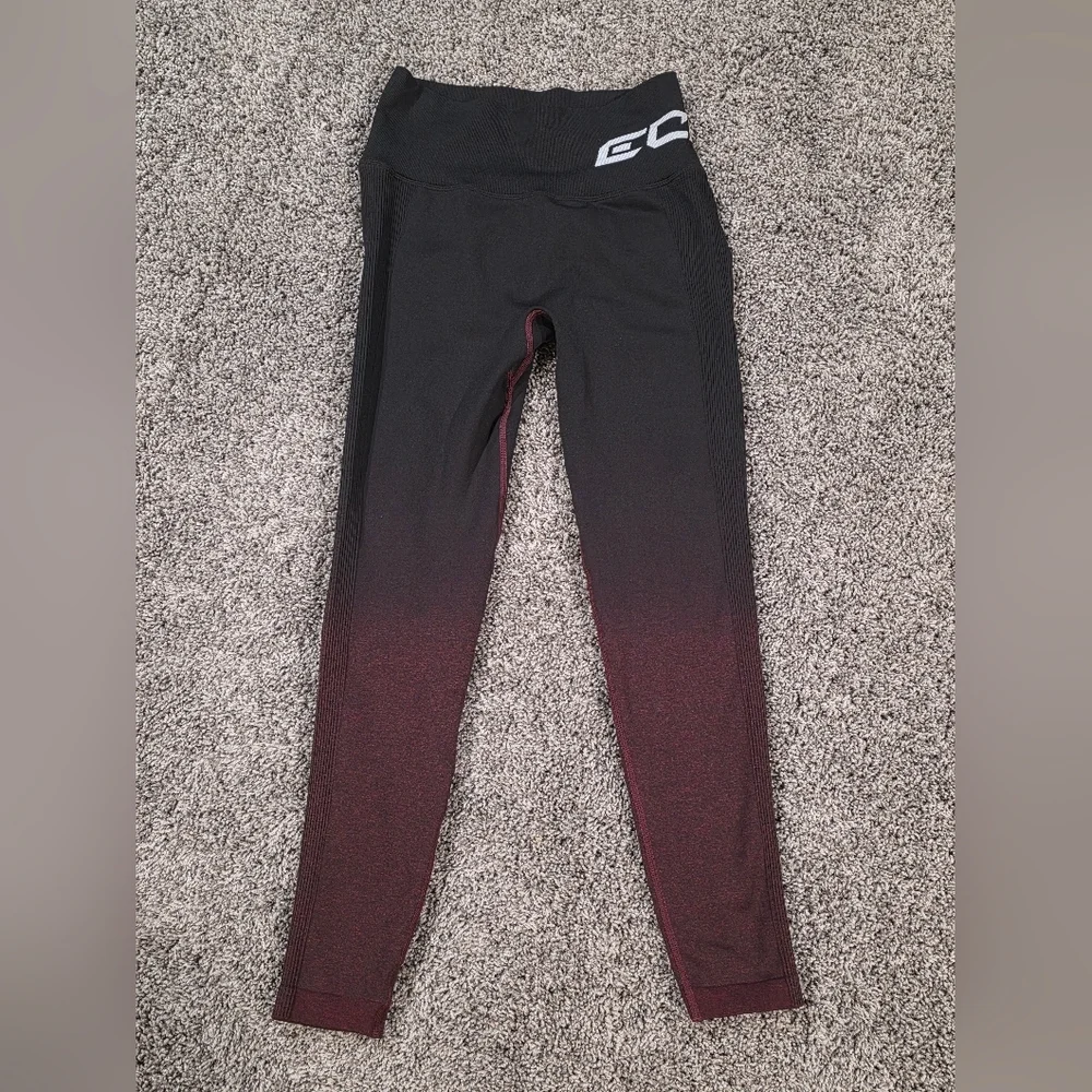 ECHT Arise Ombre Black/Red Leggings Size Medium